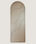 Duna Beige. Esterillas ovaladas, punta redonda. esterilla yoga premium MOCA beige diseño minimalista agarre suelo y cuerpo