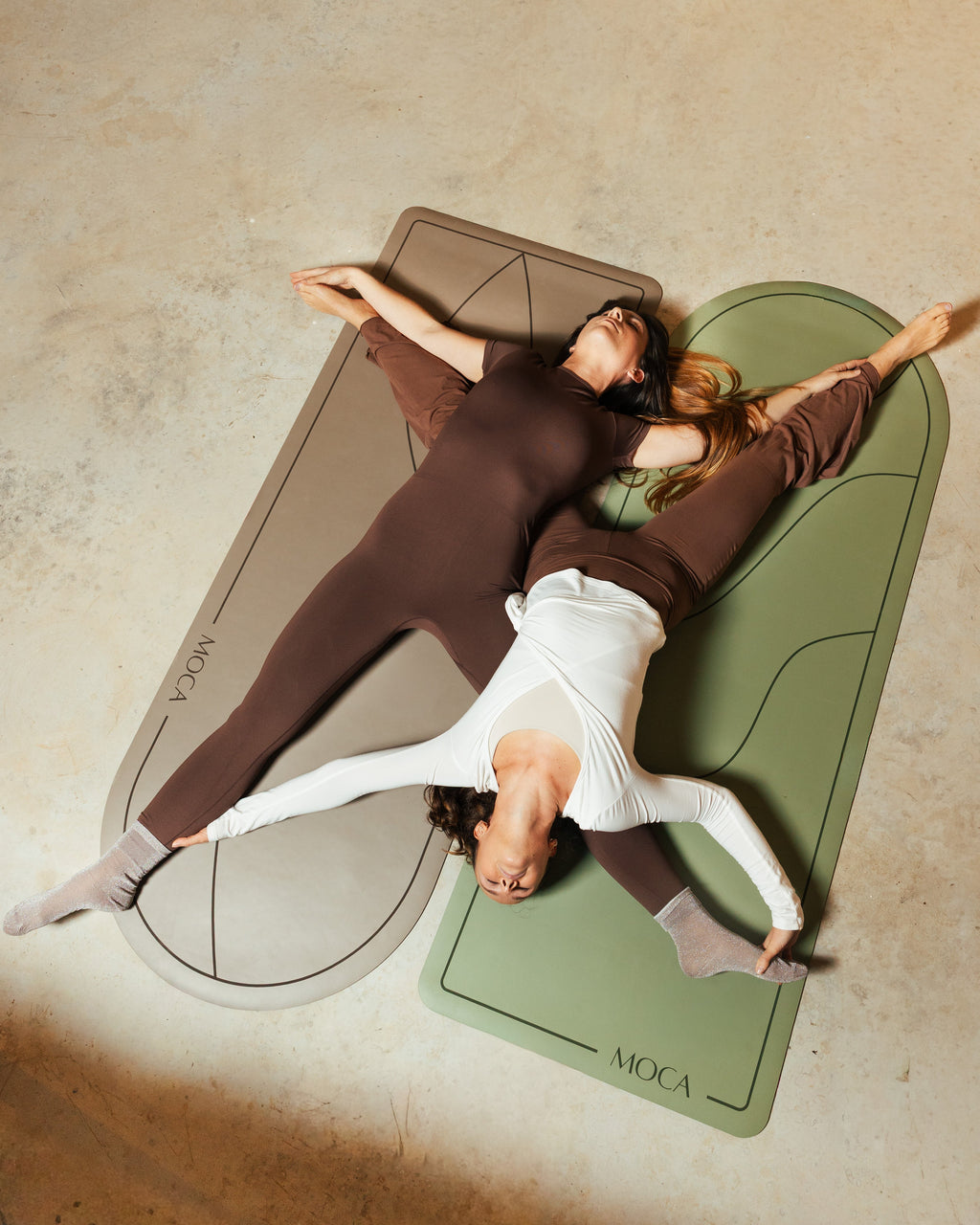 practice beautifully aloyoga maduka hercule studio esterillas de yoga top decathlon